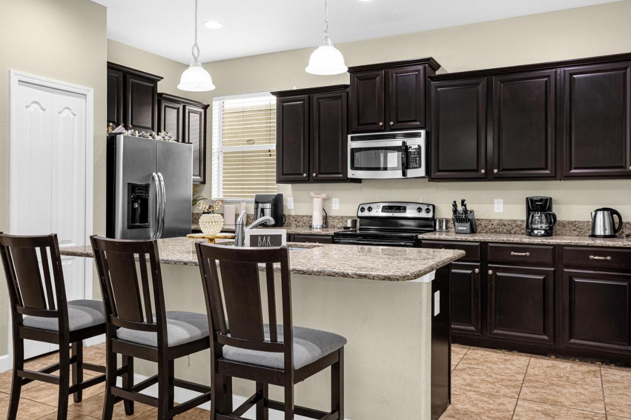 Light Yellow Home Lift Your Mood Near Disney 5Beds Кіссіммі Екстер'єр фото